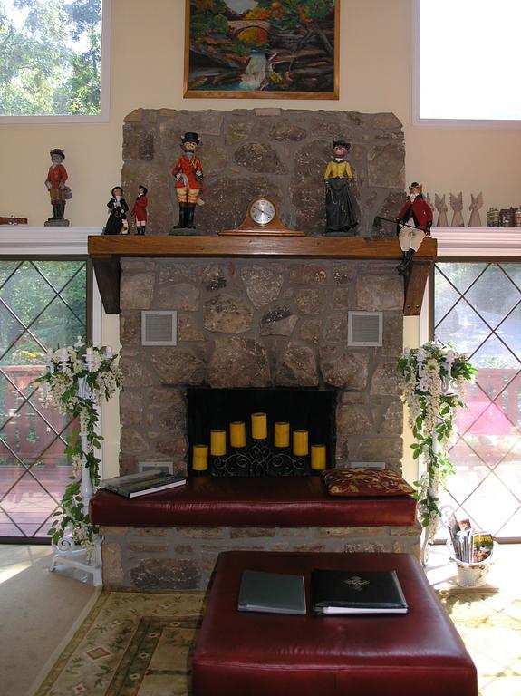 The Foxtrot Bed And Breakfast Gatlinburg Bagian luar foto